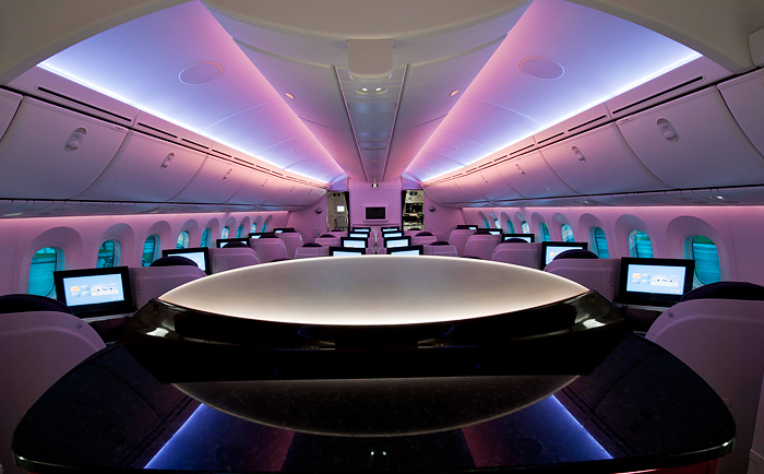 Good Vibrations in der Business Class des Qatar Airways Dreamliners. &copy; Qatar Airways