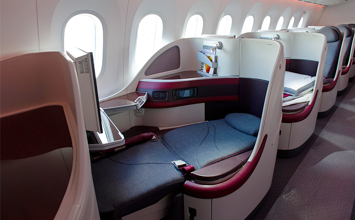 Der Sitz lässt sich zu einem mehr als zwei Meter langen Bett verwandeln. &copy; Qatar Airways