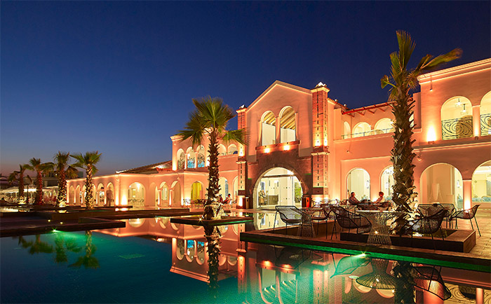 Das Anemos Luxury Grand Resort bei Nacht. &copy; Anemos Luxury Grand Resort