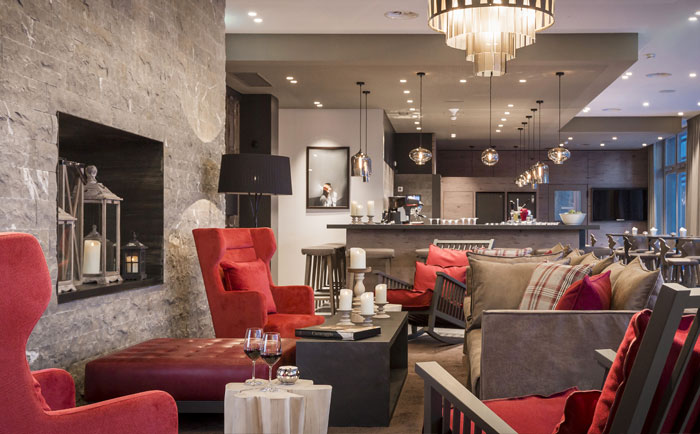 Die Cantinetta Lounge mit Davos' einziger Gin Bar &copy; AMERON Swiss Mountain Hotel Davos