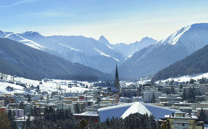 Davos Stadt, Blick Richtung Tinzenhorn &copy; Destination Davos Klosters