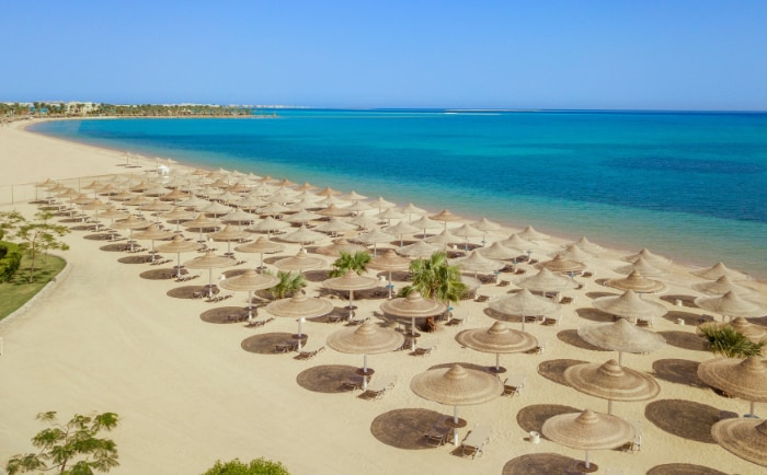 Strand des Solymar Soma Beach Hotel in Hurghada. &copy; TUI