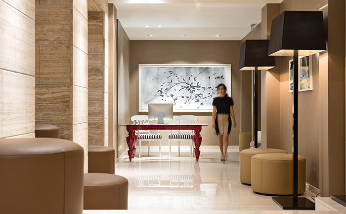 Durchaus harmonische Lobby. &copy; Hotel Harmonie