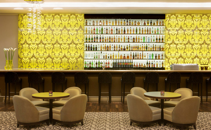 Eine Bar wie aus dem Bilderbuch. &copy; Steigenberger Hotel Herrenhof