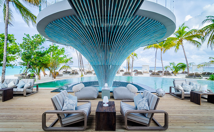 Cooles Mid-Century-Design. &copy; Finolhu, Baa Atoll