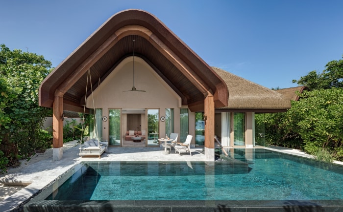 Wohnen kann man unter anderem in großzügigen Beach-Villen. &copy; Joali Being