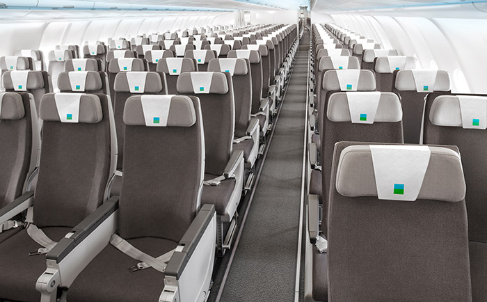Economy Class bei Level. &copy; IAG