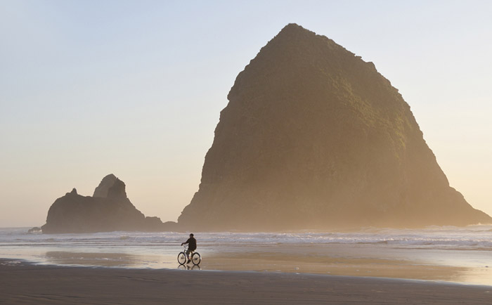 Haystack Rock an der Pazifikküste. &copy; Christian Heeb / Oregon Tourism