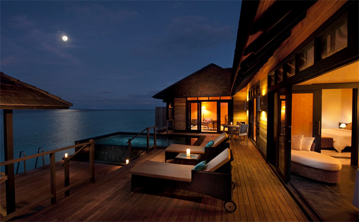 Water Villa &copy; The Sun Siyam Iru Fushi