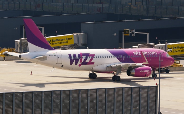 Airbus von Wizz Air am Flughafen Wien. &copy; ReiseInsider