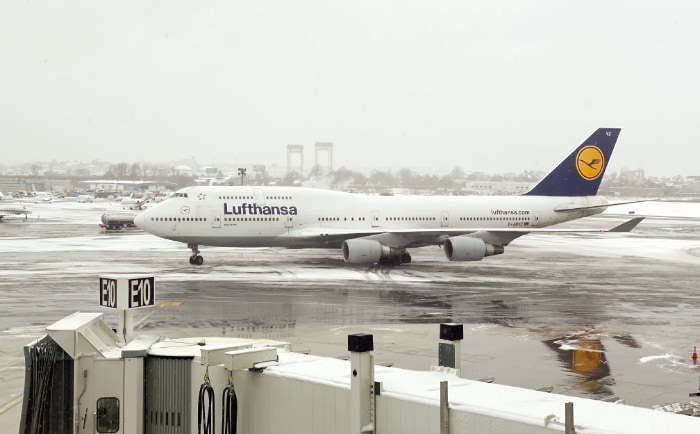 Viele Meilenschnäppchen müssen als Umsteigeverbindungen mit Lufthansa gebucht werden. &copy; 