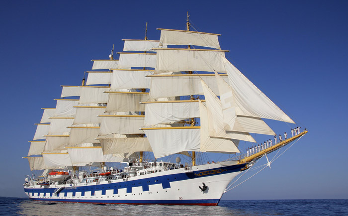 Die Royal Clipper führt das Guinness-Buch der Rekorde als größtes Fünfmast-Vollschiff der Welt an. &copy; Star Clippers