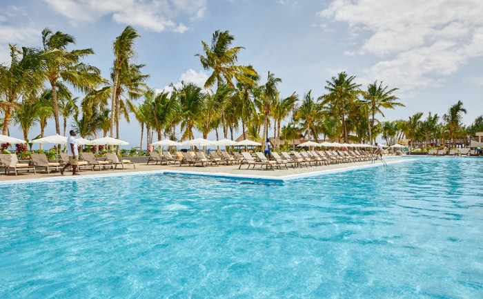Eines der Pools des "Riu Jambo". &copy; Riu Hotels & Resorts