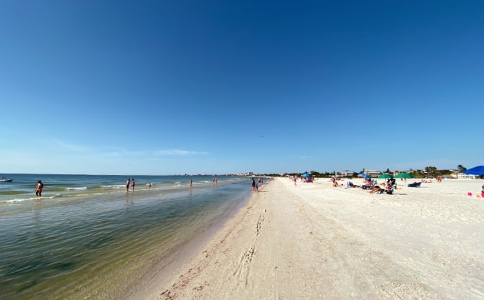 Wunderschöne Strände - wie hier auf Estero Island - zeichnen Lee County aus. &copy; ReiseInsider