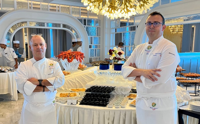 Chef Eric Barale und Chef Alexis Quaretti auf der Vista. &copy; Oceania Cruises