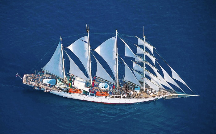 Die gut 115 Meter lange Star Flyer wurde 1992 gebaut. &copy; Star Clippers