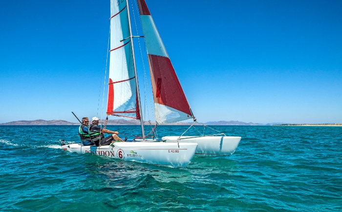 Im Neptune Luxury Resort setzt man auf Katamarane. &copy; Neptune Luxury Resort