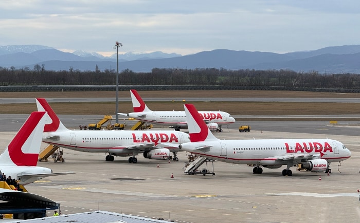 Airbus-A320-Flugzeuge von Lauda am Flughafen Wien. &copy; ReiseInsider
