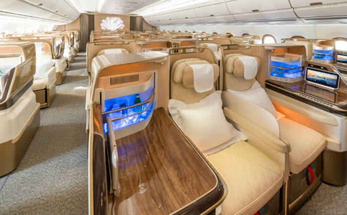 Business Class im A350. &copy; Emirates