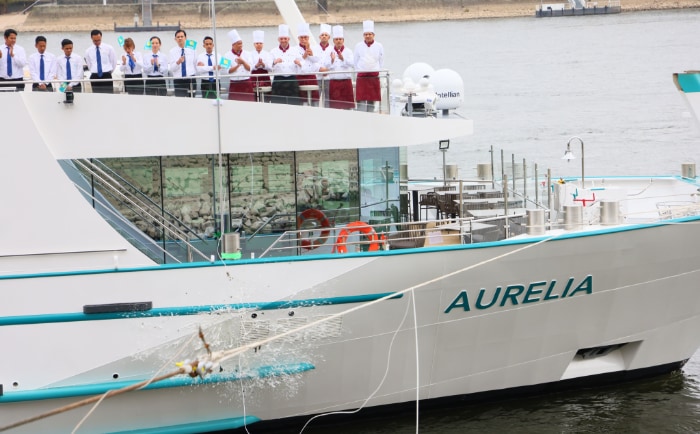 Taufe der neuen Aurelia von Phoenix Reisen. &copy; Phoenix Reisen.