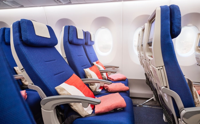 Economy Class im Edelweiss Airbus A350. &copy; Edelweiss