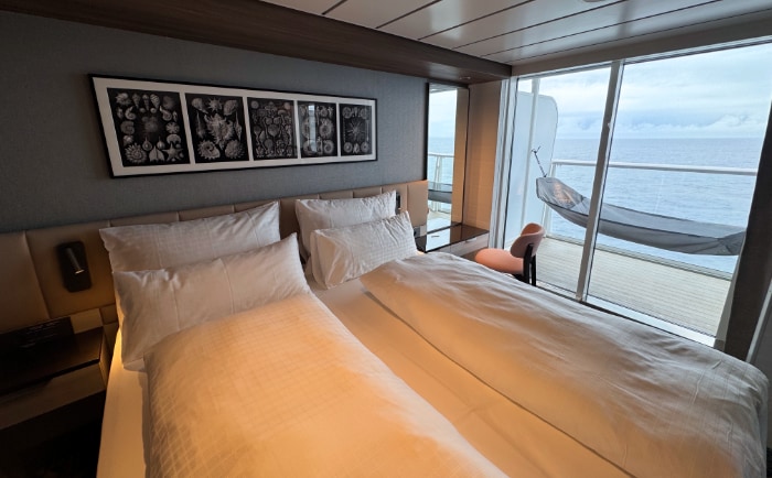 Weitblick-Suite mit Ausblick und Hängematte. &copy; ReiseInsider