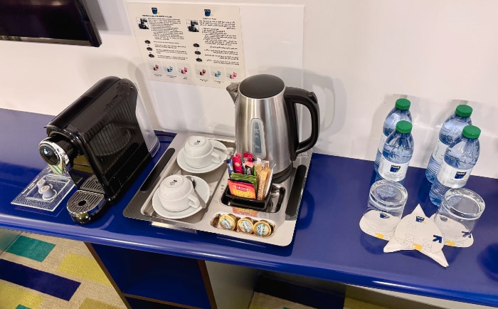 Auch für Kaffee und Tee ist am Zimmer gesorgt. &copy; ReiseInsider