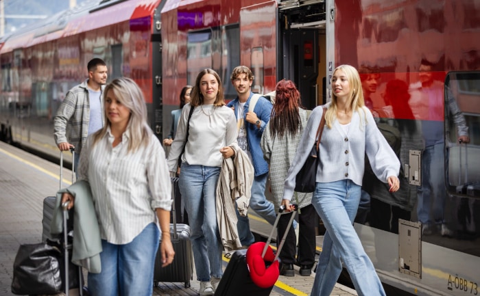 Mit dem Sommer-Ticket geht es preisgünstig durch Österreich. &copy; ÖBB / Harald Eisenberger