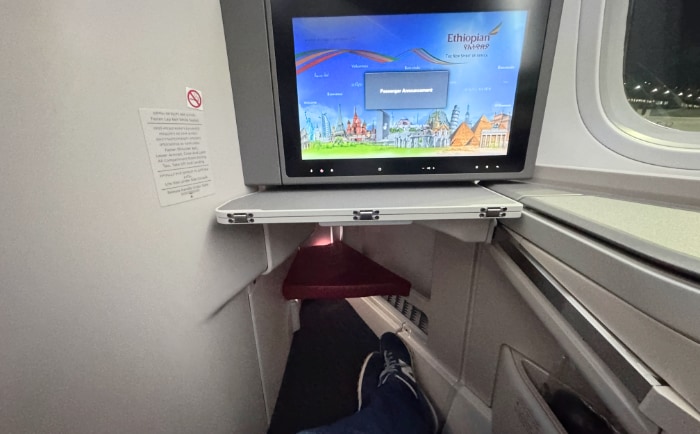 Beinfreiheit in der Dreamliner-Business Class. &copy; ReiseInsider