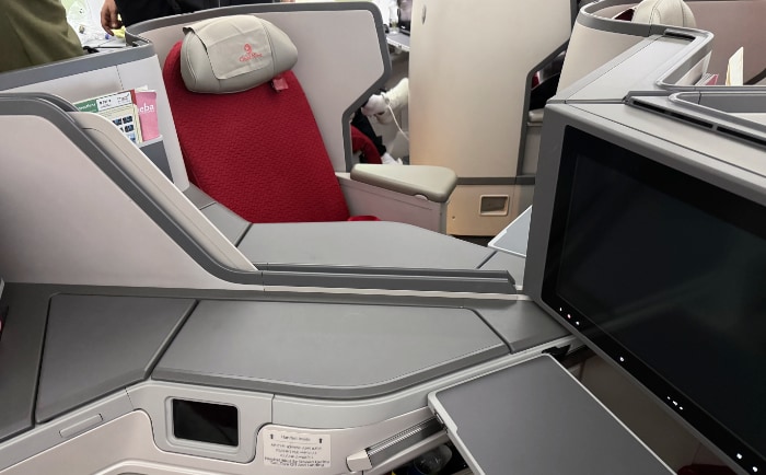 Mittelsitze in der Business Class. &copy; ReiseInsider