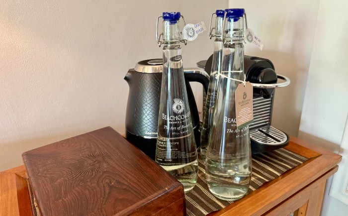 Im Zimmer gibt es auch eine Kaffee- und Teestation - Wasser inklusive. &copy; ReiseInsider