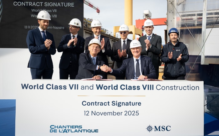 Laurent Castaing, Generaldirektor von Chantiers de l’Atlantique (links) und Pierfrancesco Vago, Executive Chairman der Kreuzfahrtsparte der MSC Group (rechts). © Ivan Sarfetti Laurent Castaing, Generaldirektor von Chantiers de l’Atlantique (links) und Pierfrancesco Vago, Executive Chairman der Kreuzfahrtsparte der MSC Group (rechts). © Ivan Sarfetti