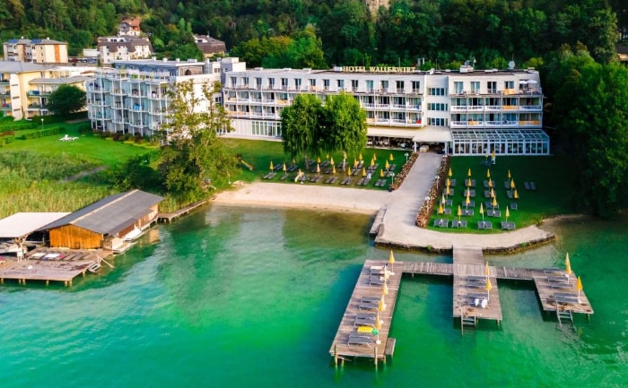 Der Wallerwirt in 1A-Lage am Wörthersee. &copy; Nestelbacher