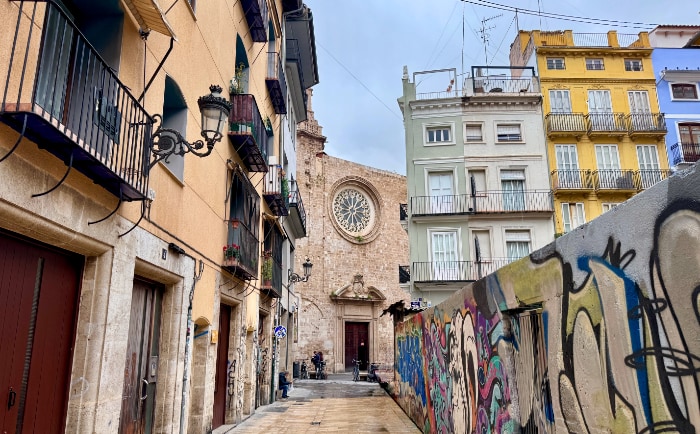 Bunte Straßenszene in Valencia. © ReiseInsider Bunte Straßenszene in Valencia. © ReiseInsider
