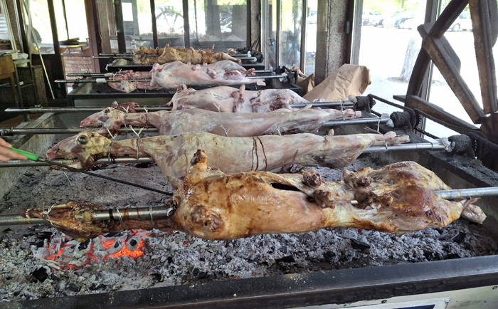 Bosnische Küche - hier fühlen sich Fleischliebhaber wohl. &copy; Martin Dichler
