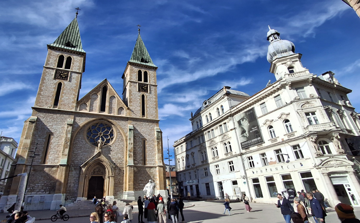 Herz Jesu Kirche im christlichen Teil Sarajavos. &copy; Martin Dichler