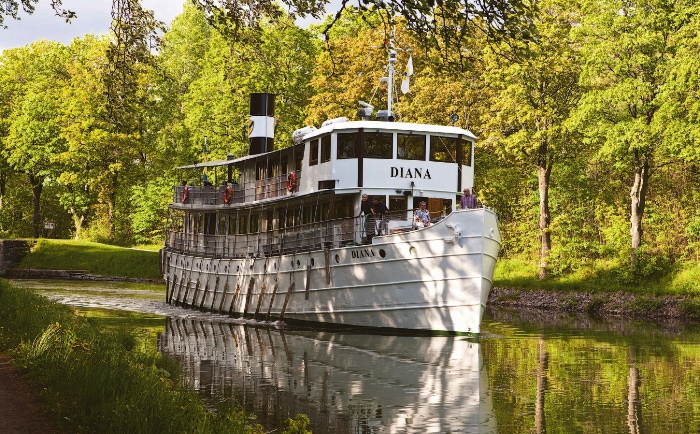 Die Diana auf dem Göta-Kanal. © Ulf Rathsman, courtesy of Atiworld Die Diana auf dem Göta-Kanal. © Ulf Rathsman, courtesy of Atiworld
