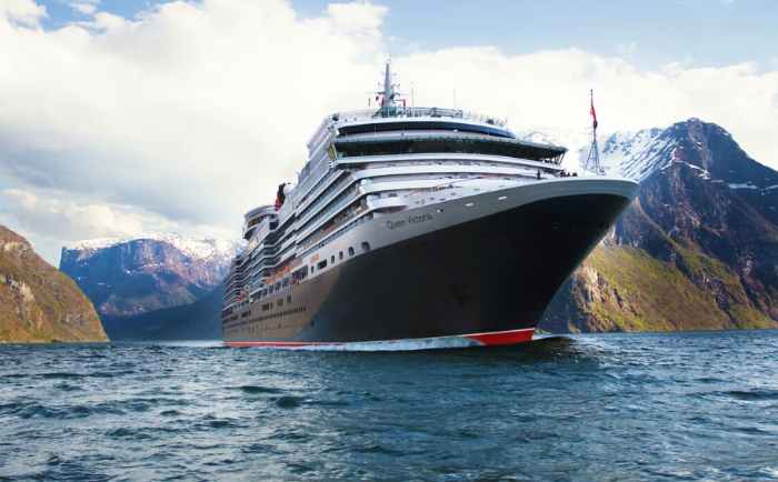 Die Queen Victoria zählt mit einer BRZ von 90.049 nach heutigen Maßstäben zu den eher kleinen Schiffen. © Cunard Die Queen Victoria zählt mit einer BRZ von 90.049 nach heutigen Maßstäben zu den eher kleinen Schiffen. © Cunard